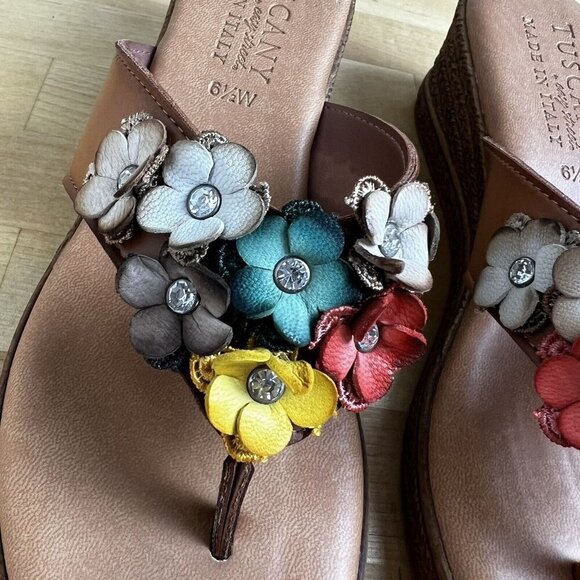 TUSCANY BY EASY STREET Giordana 3D Flower Floral Brown Thong Sandals Wedge 6.5 W - Picture 5 of 11